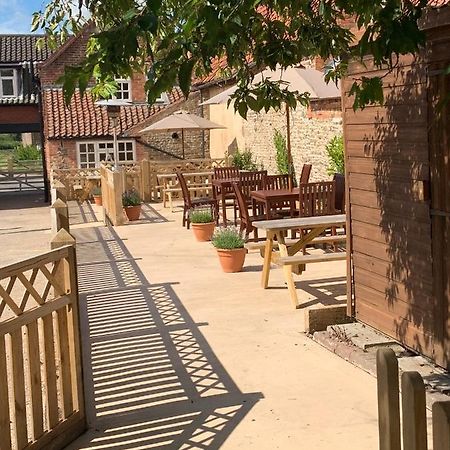 The Boot And Shoe Inn Flintham 외부 사진