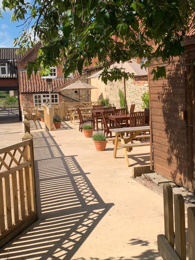 The Boot And Shoe Inn Flintham 외부 사진