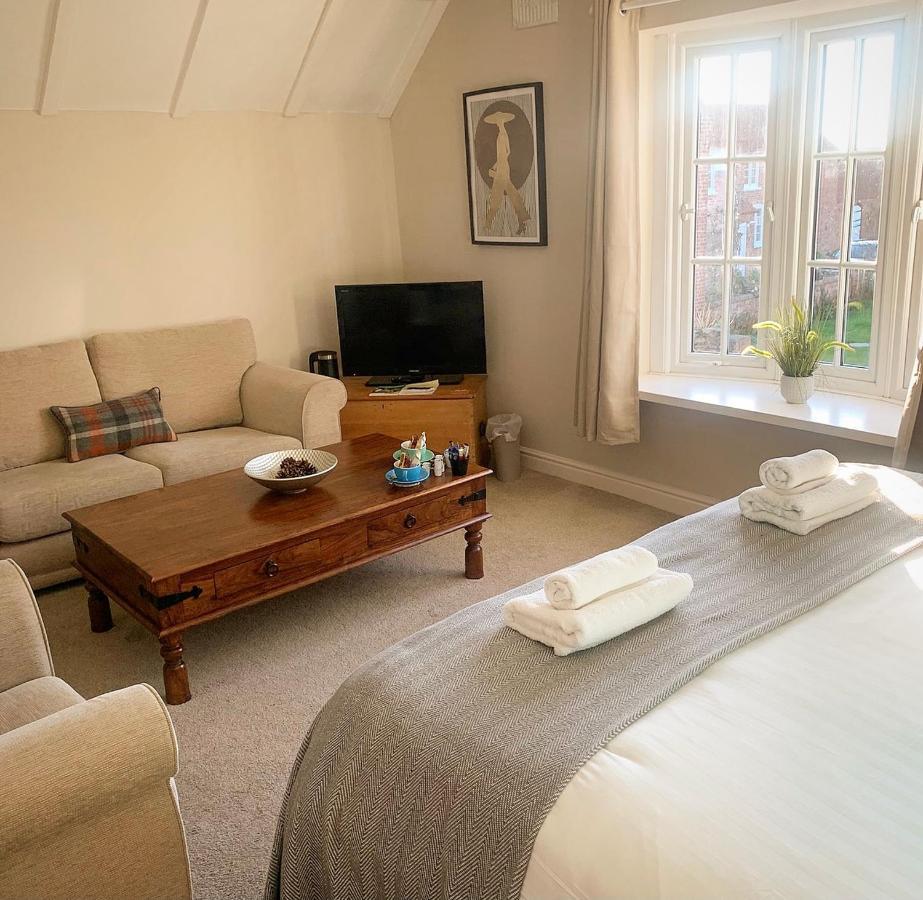The Boot And Shoe Inn Flintham 외부 사진